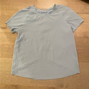 Lululemon tee size 6